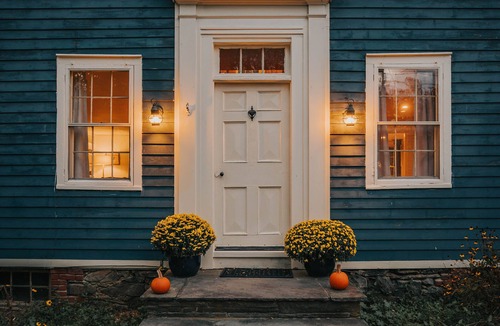 Pine Plains House | The Bluehouse - Charming Renovated Cottage