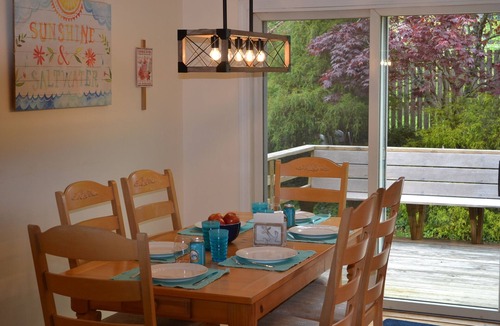 South Chatham House | The Boarding House, King bed comfort. Close to Nantucket Sound beaches.