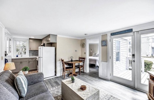 Hyannis Condo | The Breakwaters Hyannis - Your Home Away From Home! RPAM046