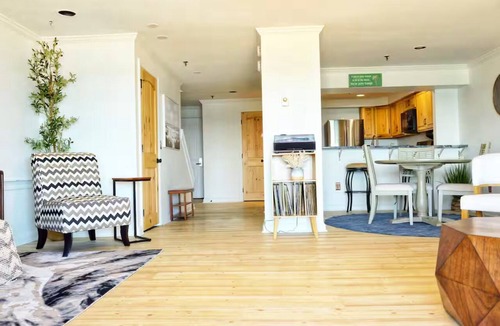 Old Orchard Beach Condo | The Brunswick Penthouse with Panoramic Oceanfront Balconies-2 bedroom/2.5 bath