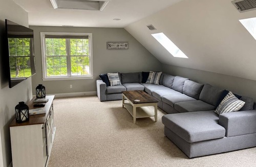 Sagamore Beach House | The Cape Cod Loft | Near Beaches & Canal