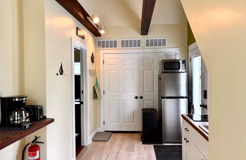 Hammondsport Apartment | The Champlin Carriage House at Keuka Lake