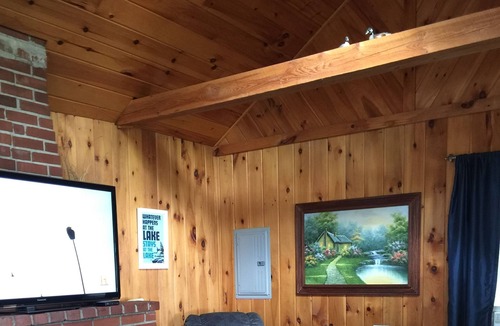 Windham Cottage | The Ciderhouse, our sweet cottage on the shores of Sebago.