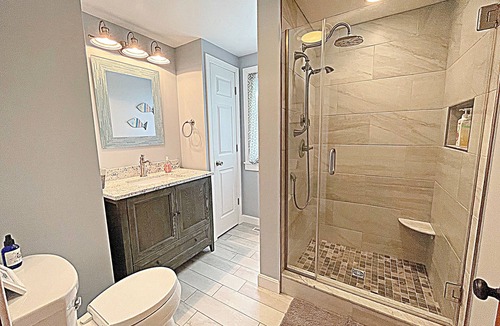 Rye House | The Cottage at Jenness Beach - just steps away!