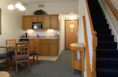 West Yarmouth Apartment | The Cove at Yarmouth by Westgate Resorts