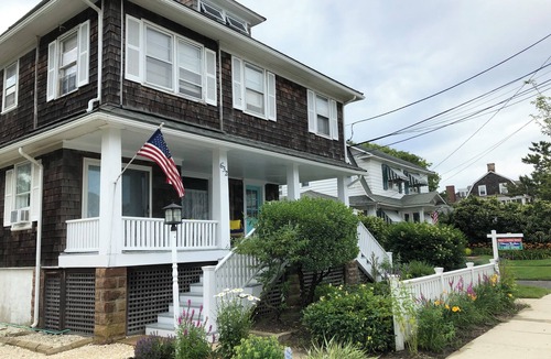 Avon Apartment | The Cozy Clamshell - Peaceful Bay Head Studio with AC - Steps to Beach w Parking