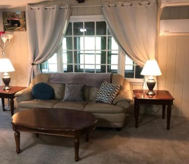 Milford House | The Cozy Cottage