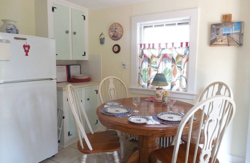 West Yarmouth House | The Dog Friendly Neighborhood that Time Forgot.