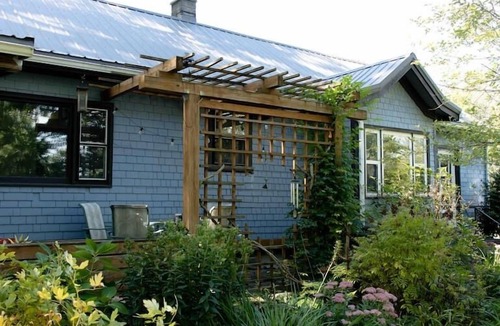 Trumansburg House | The Farm Manor | Spacious, Trails & Porch