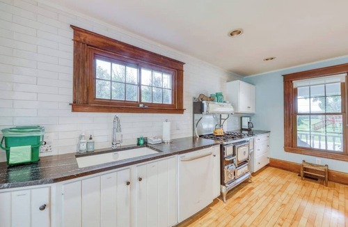 South Hero House | The Farmhouse at South Hero