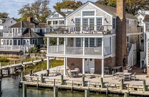 Edgartown House | The Ferry House On Edgartown Harbor
