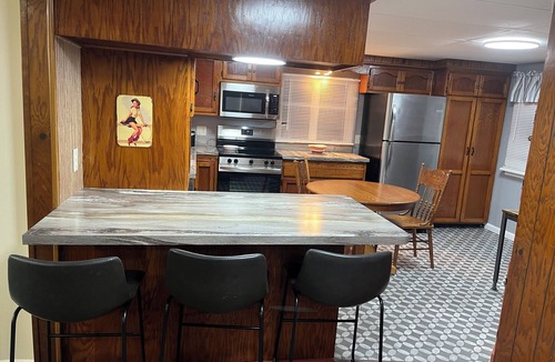 Deposit House | The Fishing Hole.cozy home near world class fishing and close to NY route 17
