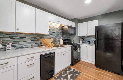 Hampton House | The Fleet - Perfect Location Near Beach & Boardwalk
