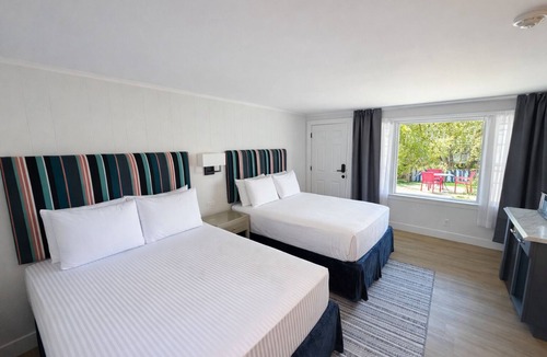 Provincetown Bed & Breakfast | The Foxberry - A Digital Concierge Guesthouse
