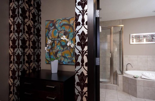 Downtown Niagara Falls Hotel | The Giacomo Niagara Falls NY, an Ascend Collection Hotel