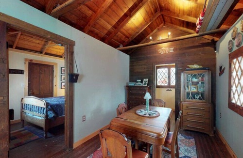 Grand Isle House | The Grand Isle Boat House