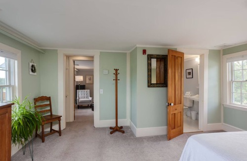 North Berwick House | The Green Room unit 4-Private Suite, Starry Skies -20 mins to Wells & Ogunquit