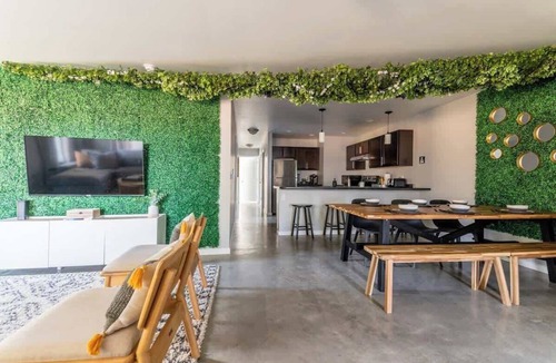 Ithaca House | The Greenhouse: Modern Rural Escape with Fire Pit