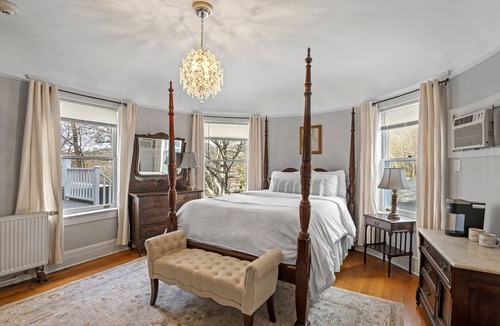 Springfield Hotel | The Hartness House