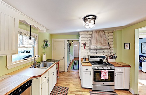 Boothbay Harbor House | The Historic Harrington House | In Town with Ocean Views!