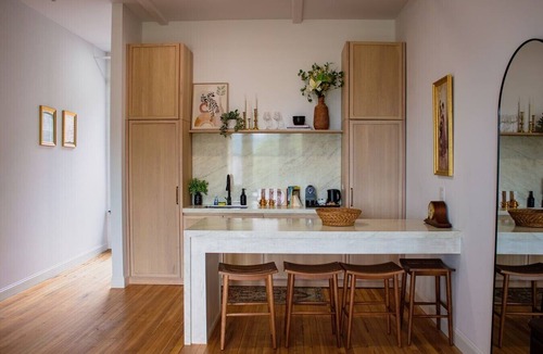 Troy Apartment | The Ilium Suite 401 - Luxury 2 bd Suite in Downtown Troy