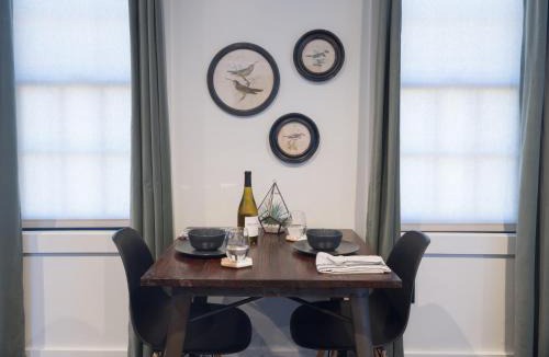 Portsmouth Apartment | THE INN DOWNTOWN - Portsmouth, NH