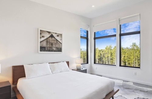 Stowe Hollow House | The Kelley at Eloise Lane - Stunning New Construction and Convenience!