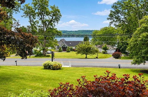 Town of Jerusalem House | The Keuka Cove House - Lakefront + Private Dock - Sleeps 16