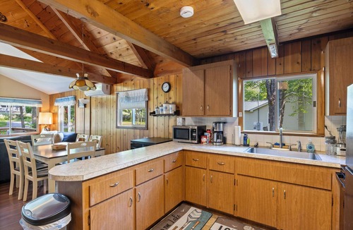 Wolfeboro Cabin | The Lake Escape - A Cozy Lakeside Cabin - Sleeps 8 - Grill, Kayak, Firepit