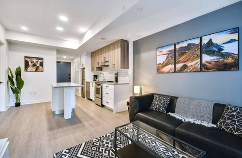 Centretown West Apartment | The Lennox – Pet-Friendly Furnished 1-Bedroom Apartment in Ottawa (602)