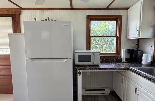 Haddam Cottage | The little cottage on the ct river