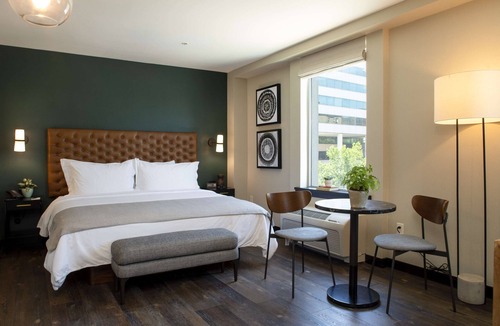 Downtown Hotel | The Lloyd Stamford, Tapestry Collection by Hilton