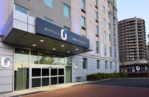 Downtown Hotel | The Lloyd Stamford, Tapestry Collection by Hilton