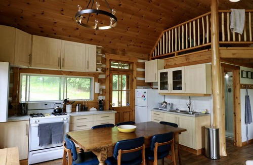 Tay Valley Cottage | The Maple Cottage - Lakefront Cottage, Private, Pet-Friendly, Nature Retreat!