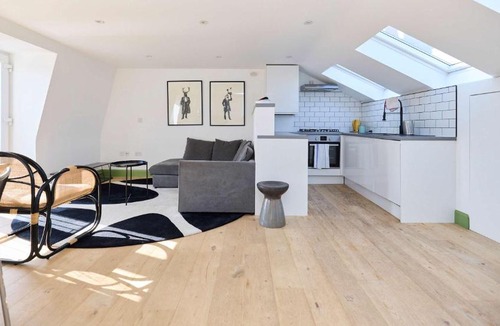 Village of Southampton Apartment | The Meeting House Duplex