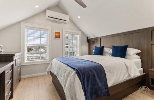 Mystic Hotel | The Mystic River Inn - Downtown