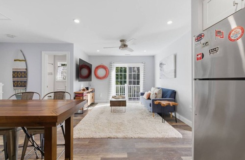 Mystic - New London Apartment | The Mystic Surfside Getaway 1-BD Apt