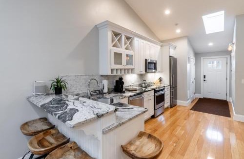 Yachting Village Apartment | The Newport Lofts - 359 Thames Street