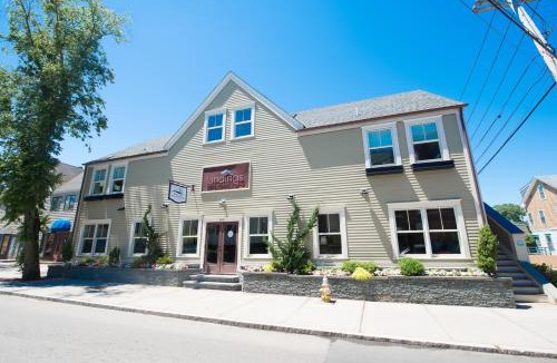 Yachting Village Apartment | The Newport Lofts - 543 Thames Street