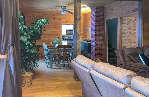 Turtlepoint House | ‘The Olde Homestead’ w/Mtn Views Near Coudersport