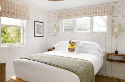 Hampton Bays Hotel | The Penny Lane