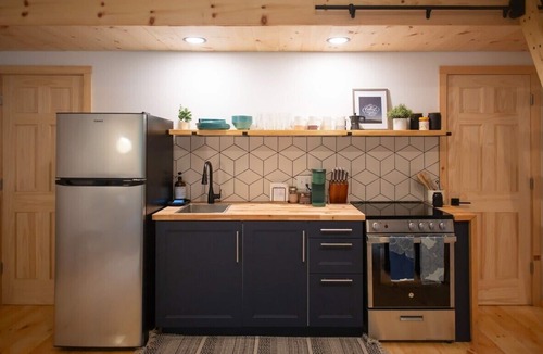 Wilmington House | The Pines Cabin | New Tiny Home Near Mt Snow!
