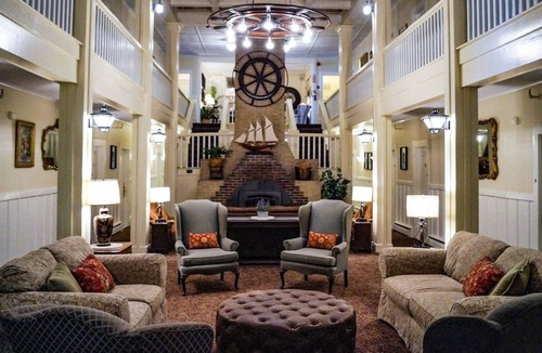 Provincetown Hotel | The Provincetown Inn