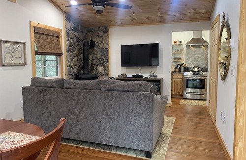 Millrift Cottage | The River Cottage Newly renovated cottage that sits right on the Delaware River