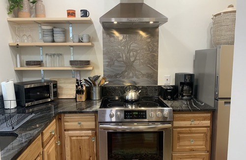 Millrift Cottage | The River Cottage Newly renovated cottage that sits right on the Delaware River