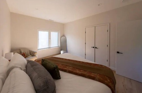 Yarmouth House | The Royal River Retreatn
