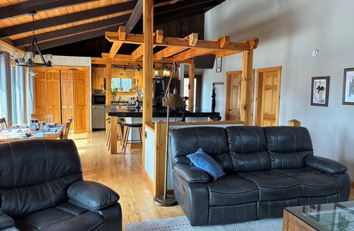 North Haverhill Cabin | The Rustic Pearl - a family friendly getaway in charming Mountain Lakes