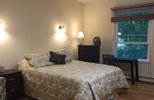 Ellsworth Bed & Breakfast | The Sanctuary Inn and Art Gallery