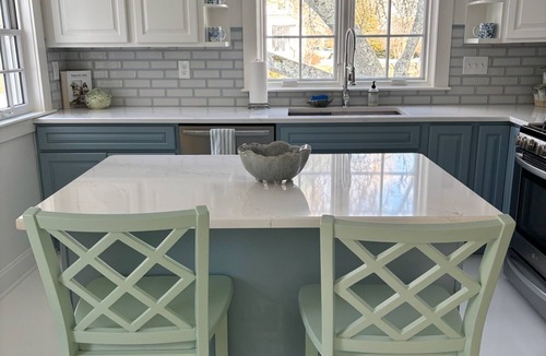 Dartmouth Cottage | The Sandbar Casita in Padanaram Village with Beach Access