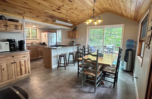 Town of Jerusalem Cottage | The Sauna Cottage on Keuka Lake - Wine Trail Retreat